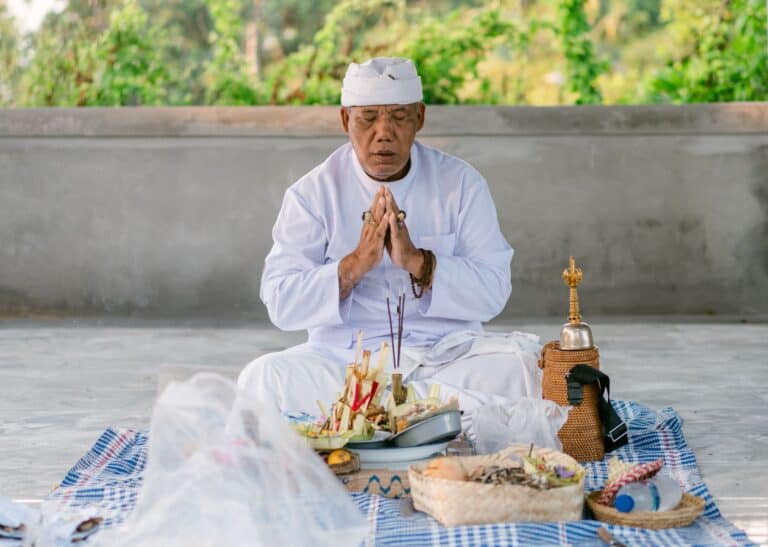 Strange Ceremonial Traditions From Around the World: A Complete Beginner's Guide - weirdcalendar