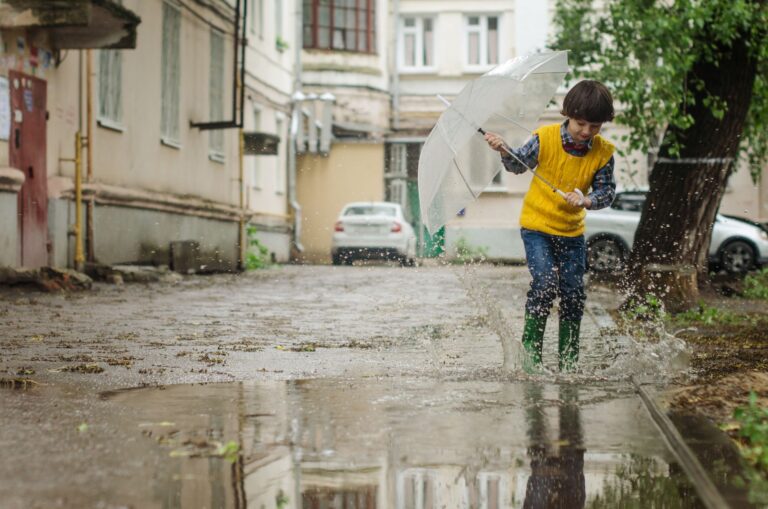 Best Rainy Day Activities for Kids Under 5 - WeirdCalendar